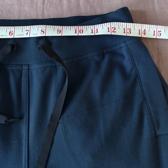 Lululemon Future Varsity Pants in Inkwell - Picture 11 of 13
